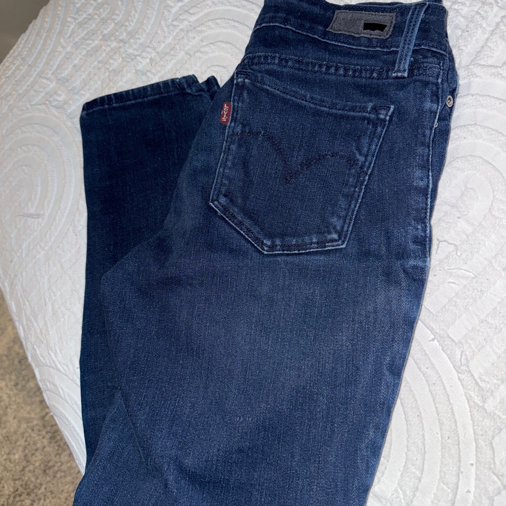 Levi's Women's Dark Blue Skinny Jeans